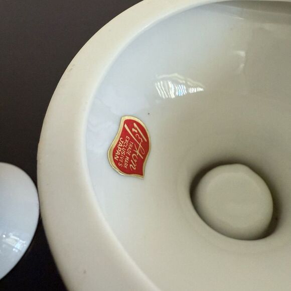 (2) Vintage Lefton Porcelain Winter Candleholders Cardinals & Holly Numbered - Picture 15 of 16